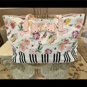 Betsey Johnson tote bag.